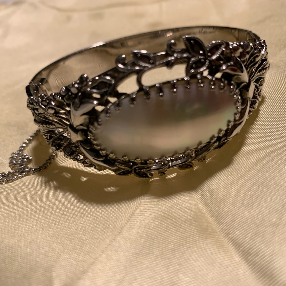Whiting & Davis Mother of Pearl and Silver Tone Bracelet